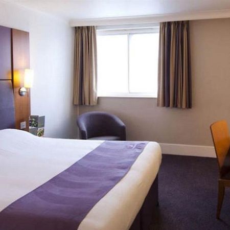 Premier Inn Glasgow Newton Mearns Dış mekan fotoğraf